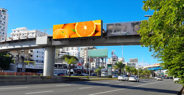 iVallas billboards